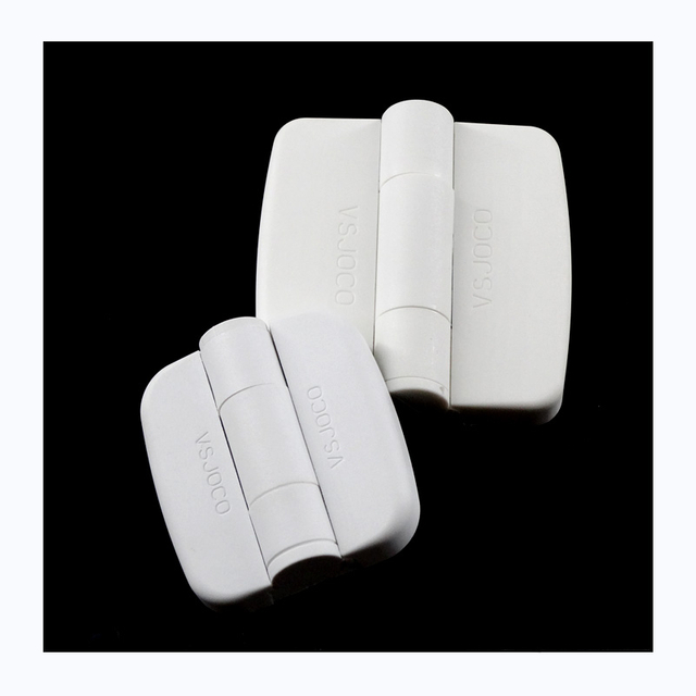 PP hinge